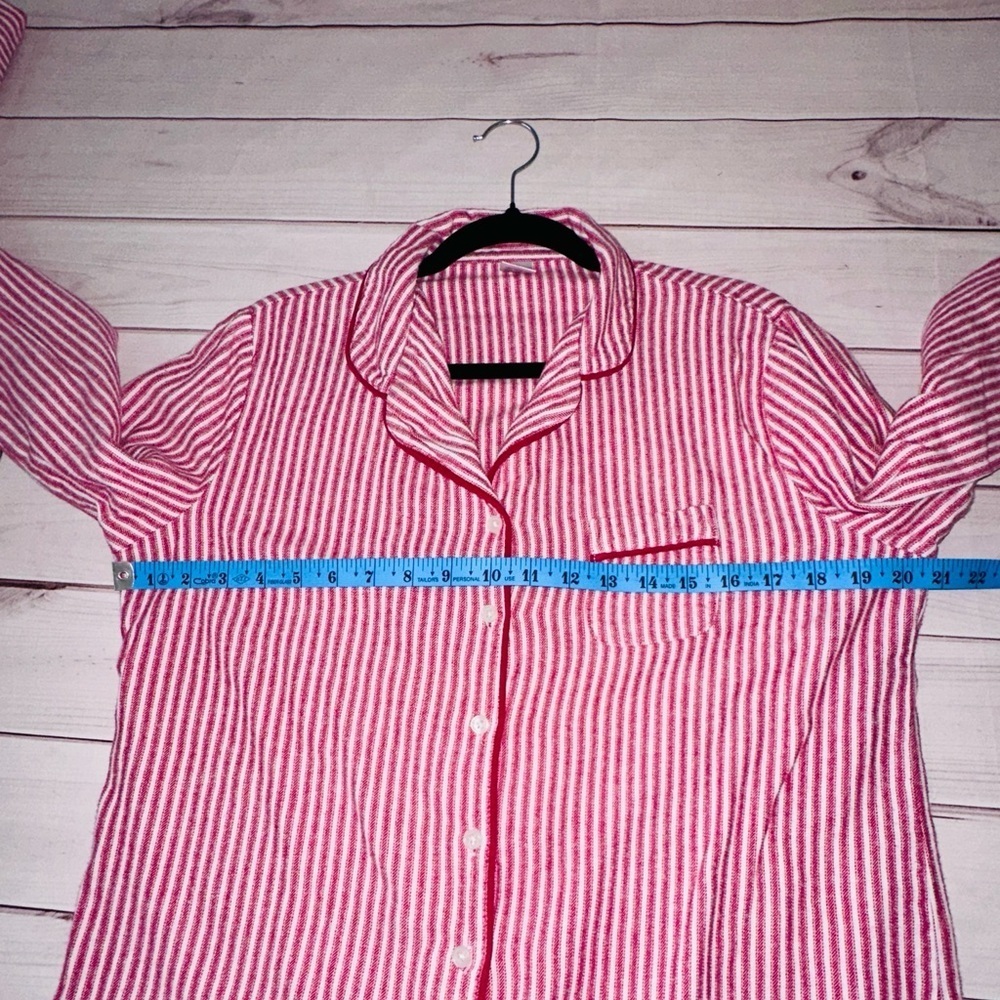 Liz Claiborne Red & White Pinstripe Pajama Set | Size M Classic Cute Comfortable - Picture 8 of 11